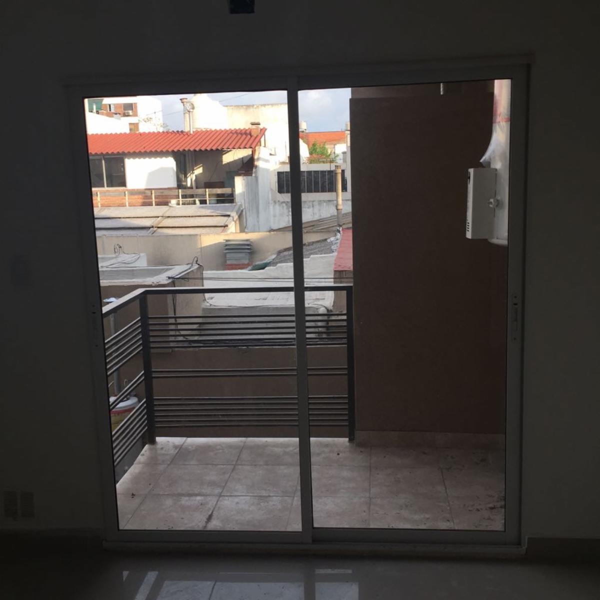 LISANDRO DE LA TORRE · Mataderos — foto 7