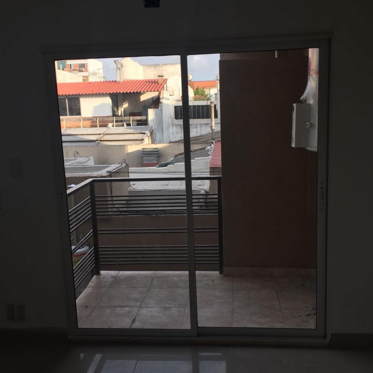 LISANDRO DE LA TORRE · Mataderos — foto 8