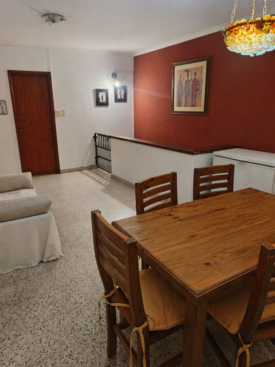 CASA EN ZONA ESTRATÉGICA EN PRIMER PISO