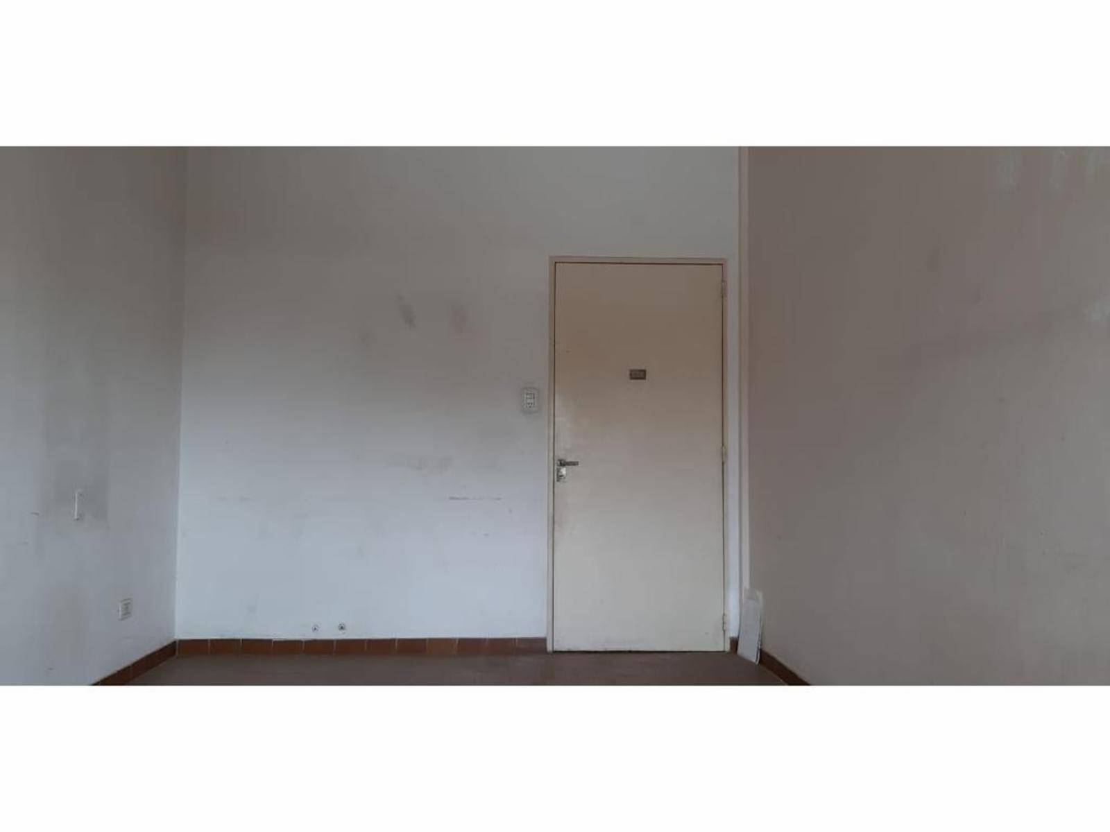 Lisandro de la Torre 1470 , 2° B · La Matanza — foto 5