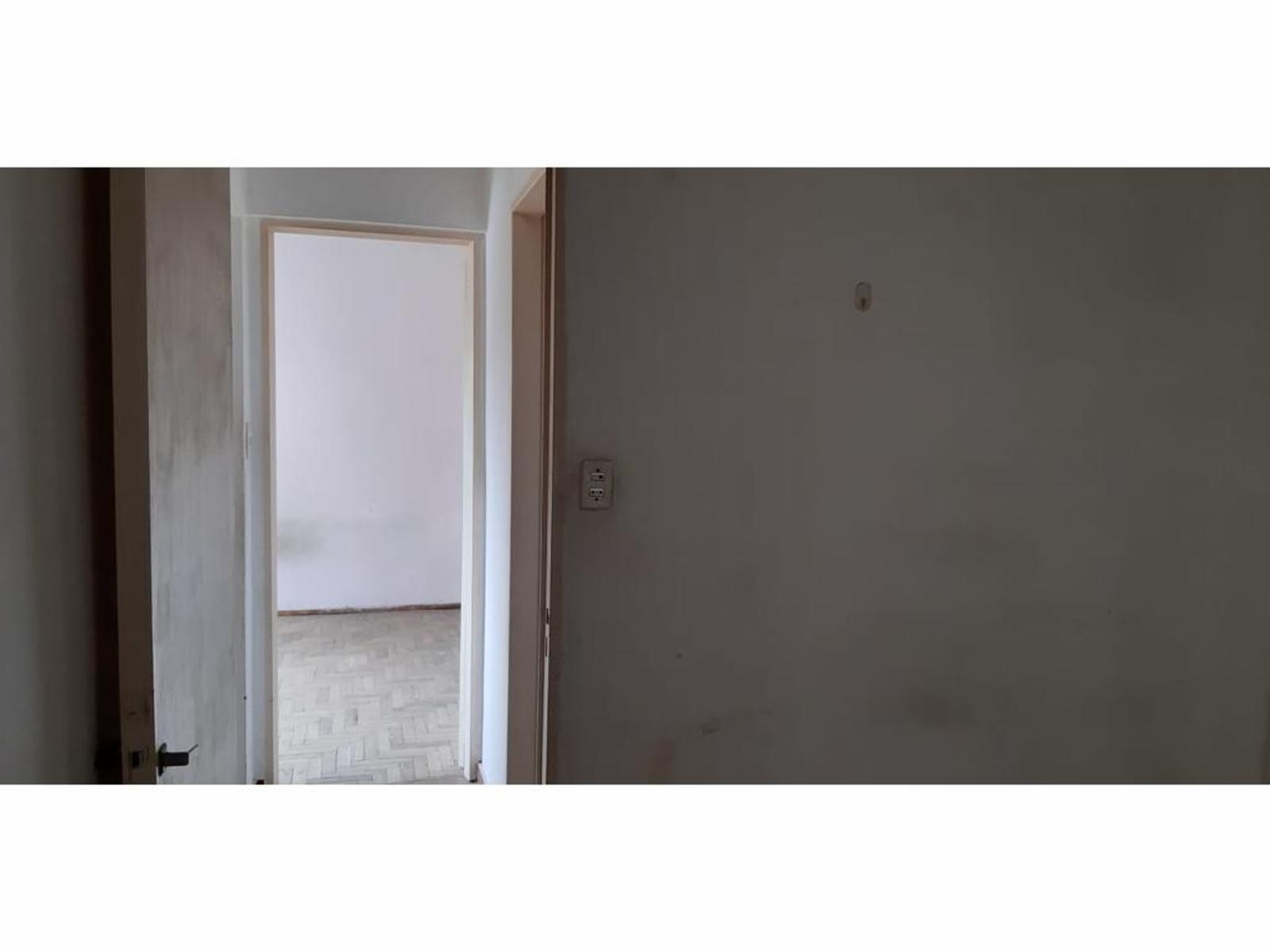 Lisandro de la Torre 1470 , 2° B · La Matanza — foto 6