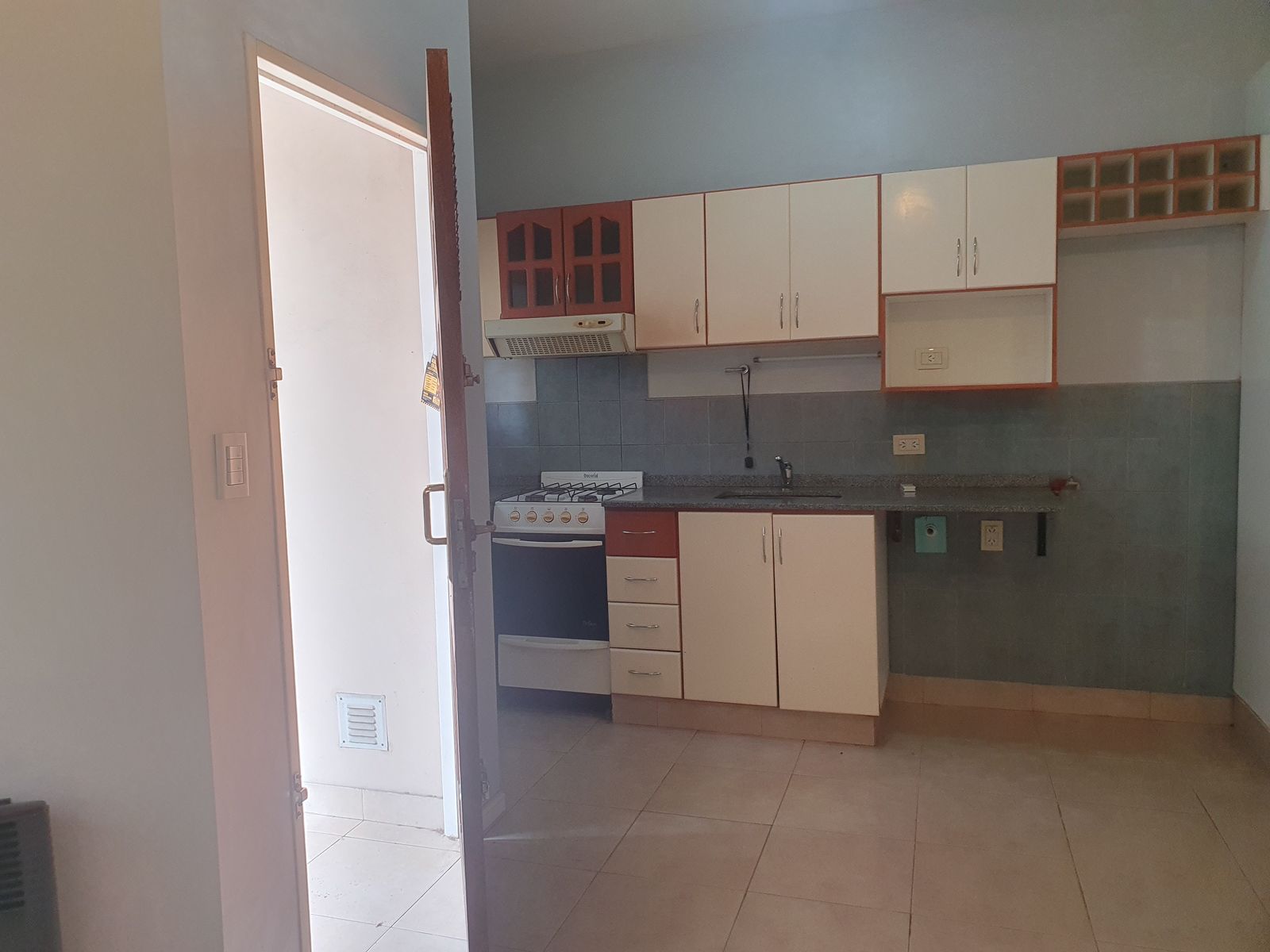 CASTELLI 810 · La Matanza — foto 11