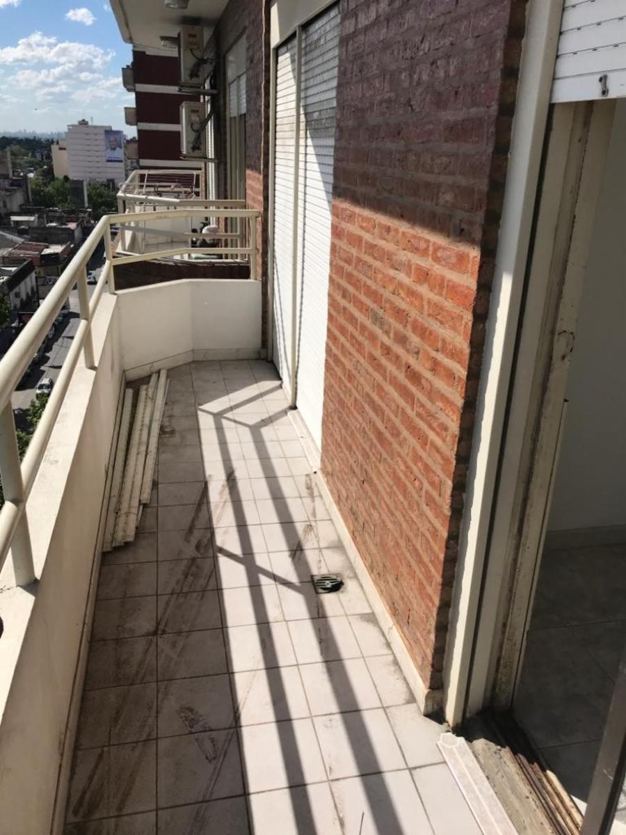 Av Hipolito Yrigoyen 700 · Quilmes — foto 6
