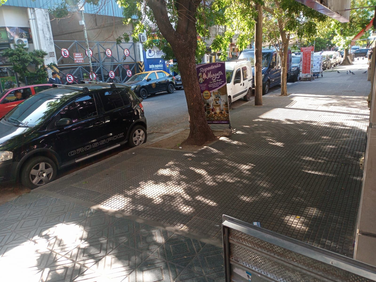 #MIRA ESTO # LOCAL # ESTRENAR # 300 M2C # COMPLETO