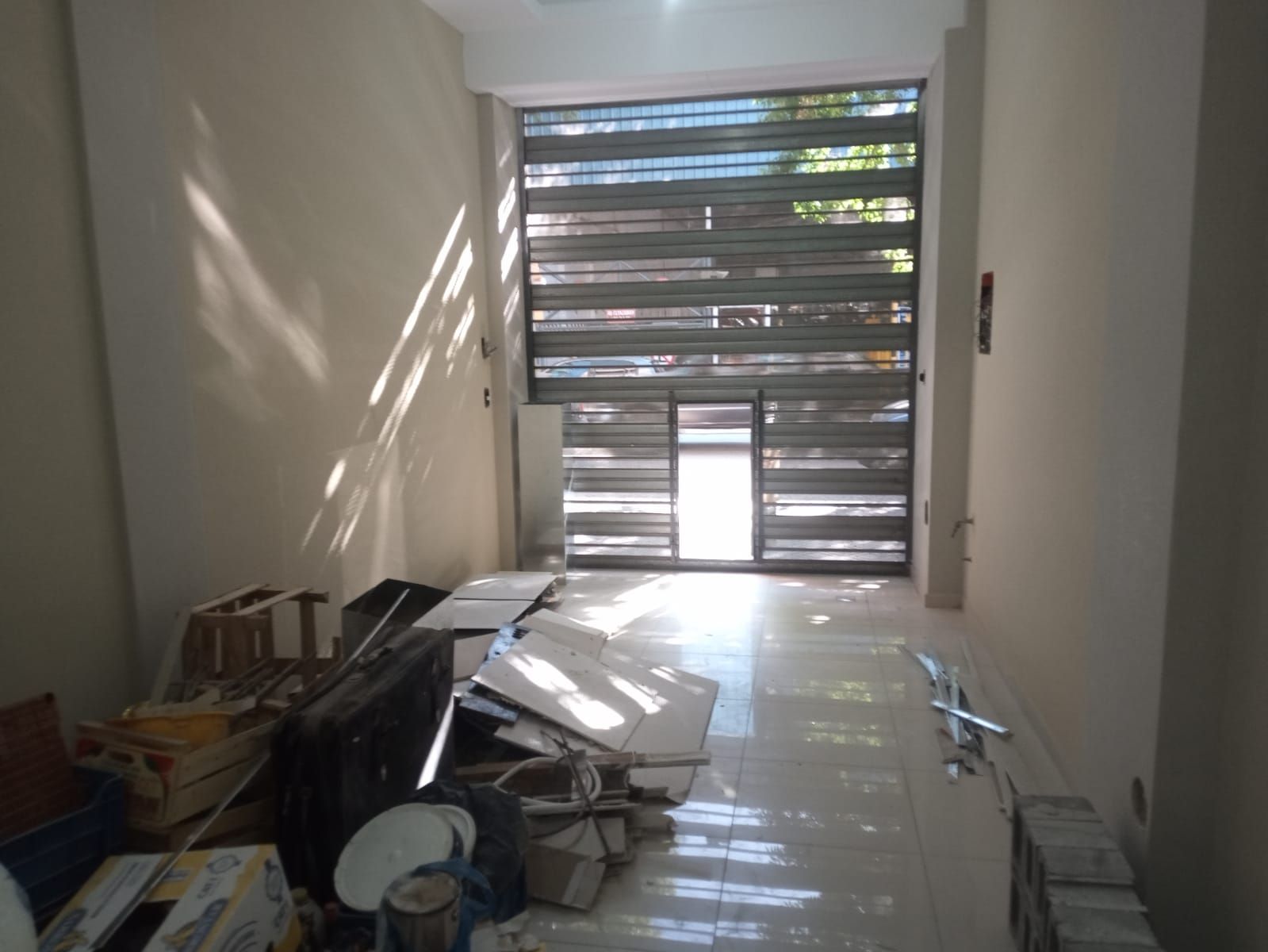 JOSE LEON SUAREZ 246 · Liniers — foto 3