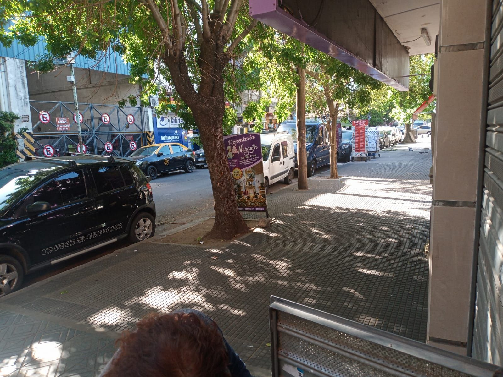 JOSE LEON SUAREZ 246 · Liniers — foto 4