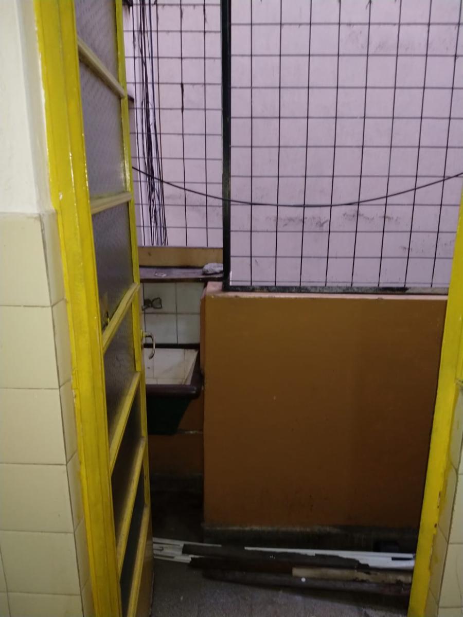 Ramon L Falcon 6635 · Liniers — foto 3