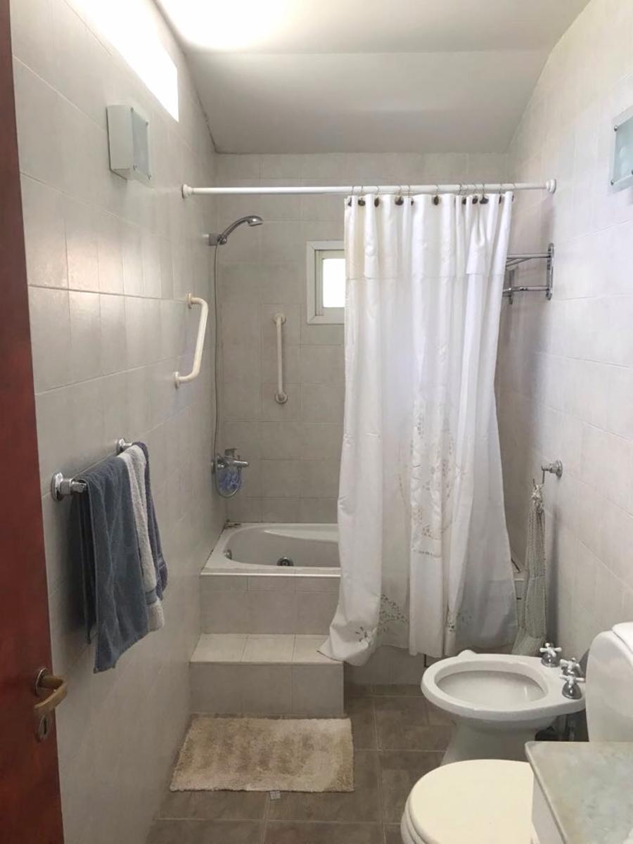 Florencio Sanchez 800 · Moreno — foto 16
