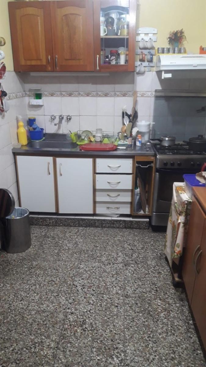 Pelegrini · Tres De Febrero — foto 17