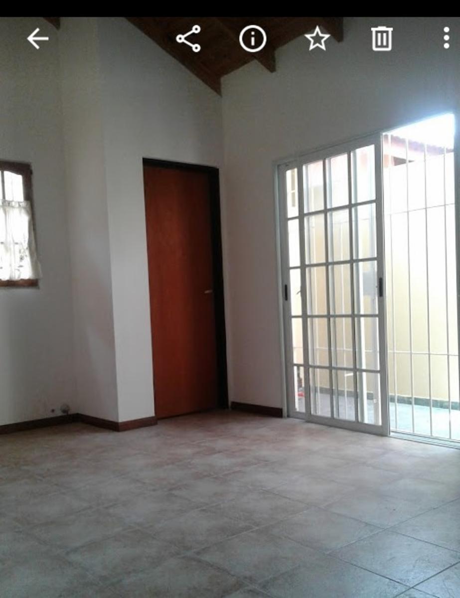 velez sarfield 700 · Morón — foto 4