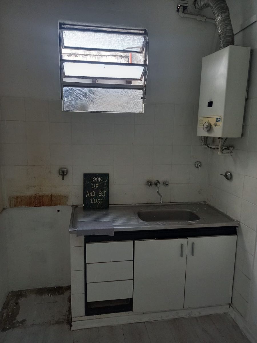 san martin 912 · La Matanza — foto 11