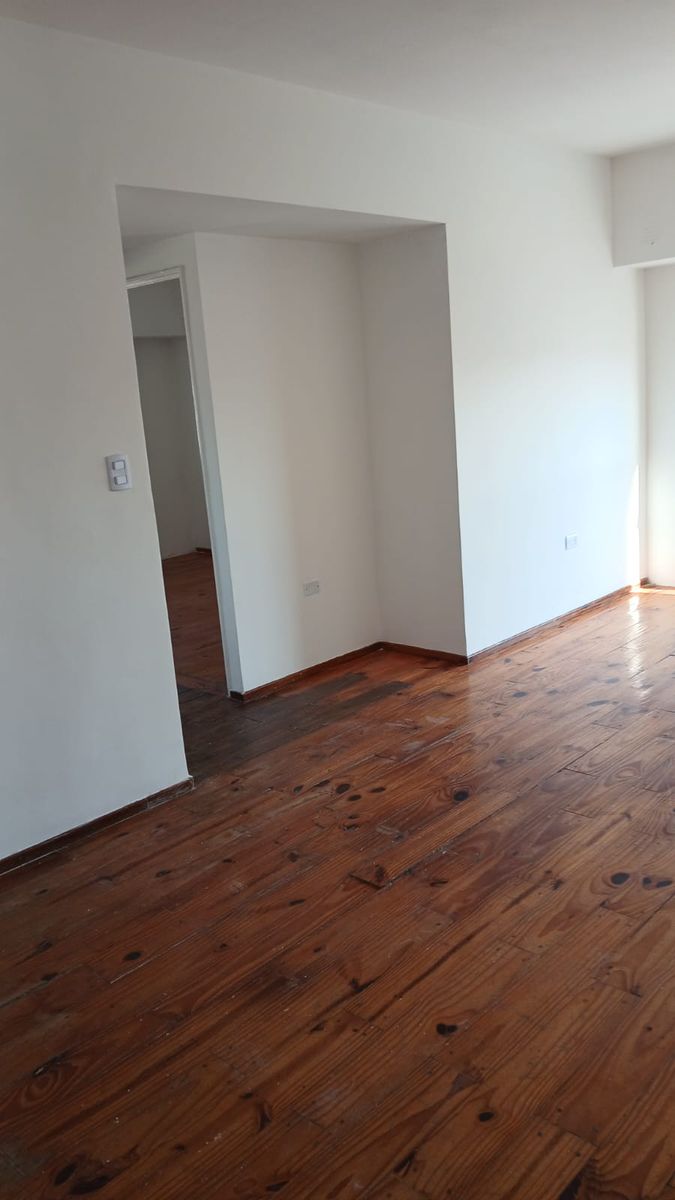 CORRIENTES 2100 · Balvanera — foto 5