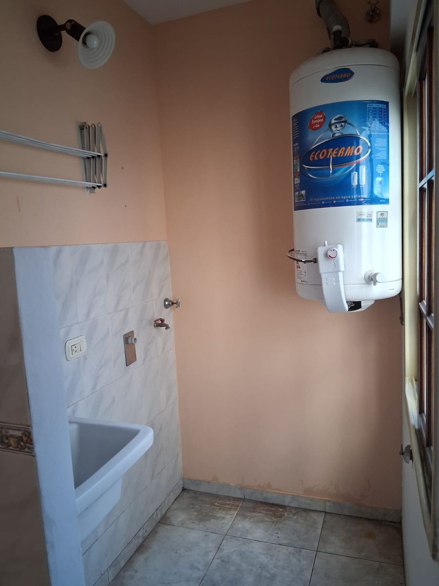 basualdo 663 · Villa Luro — foto 12