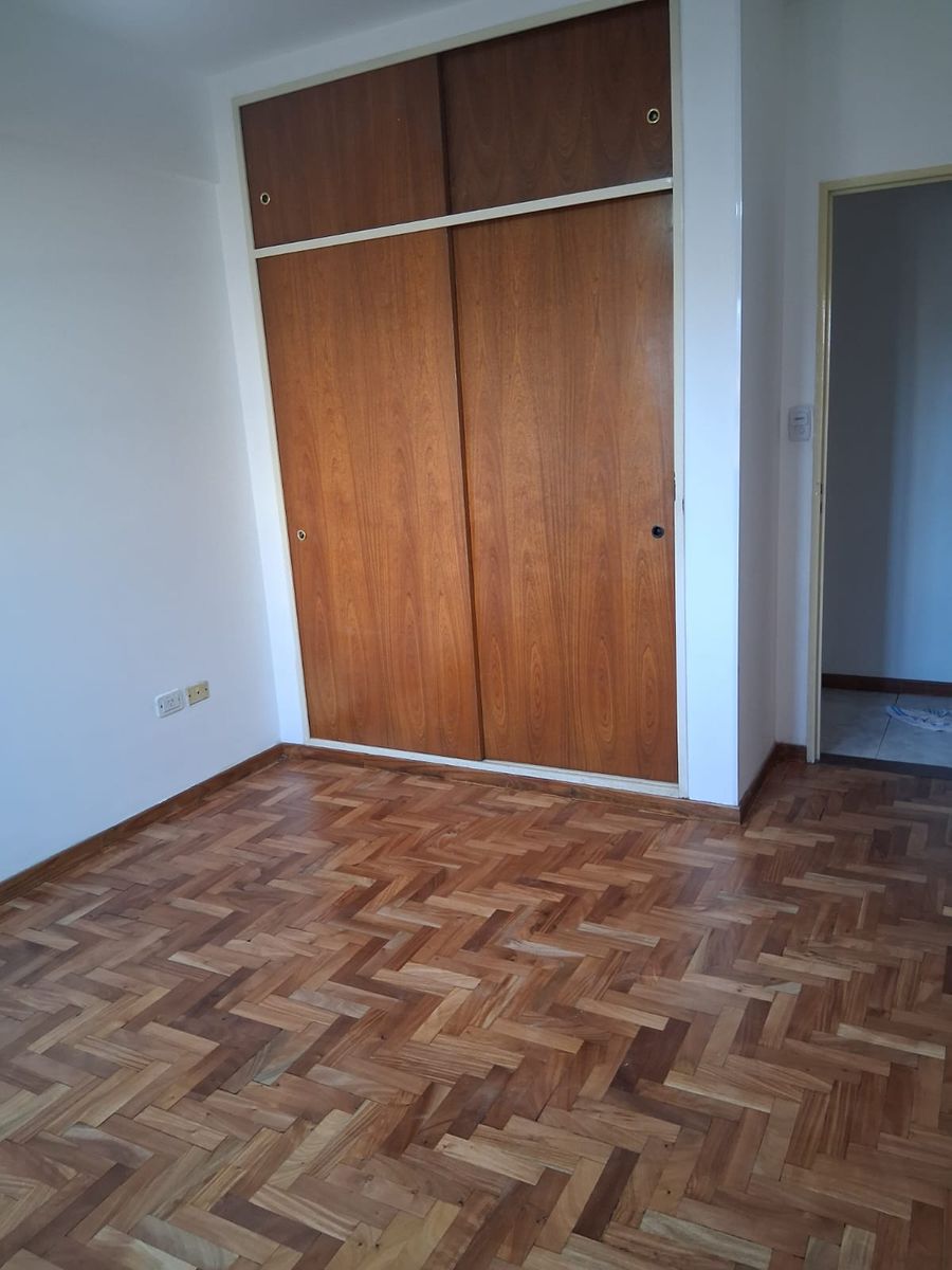 basualdo 663 · Villa Luro — foto 16