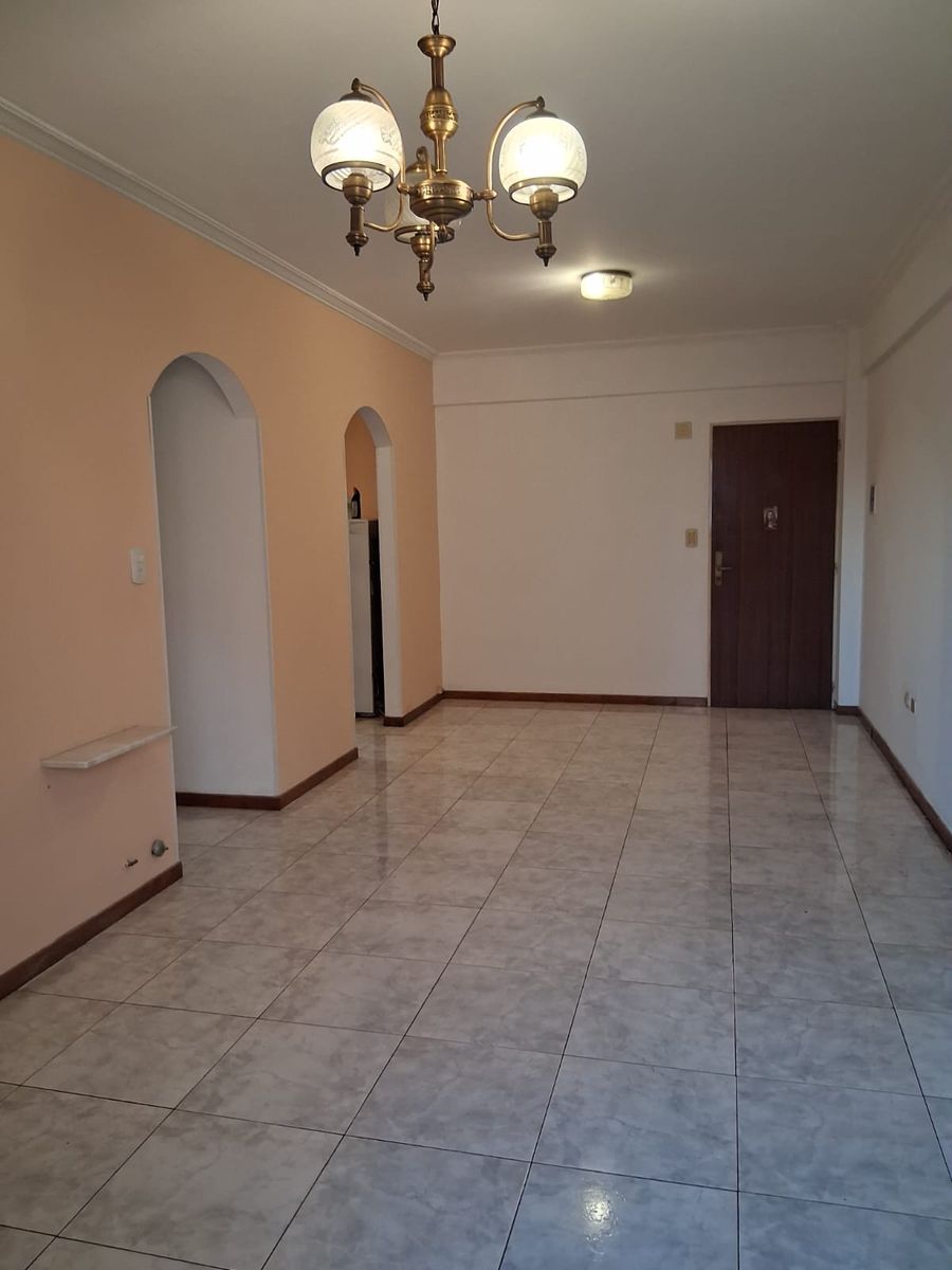 basualdo 663 · Villa Luro — foto 7
