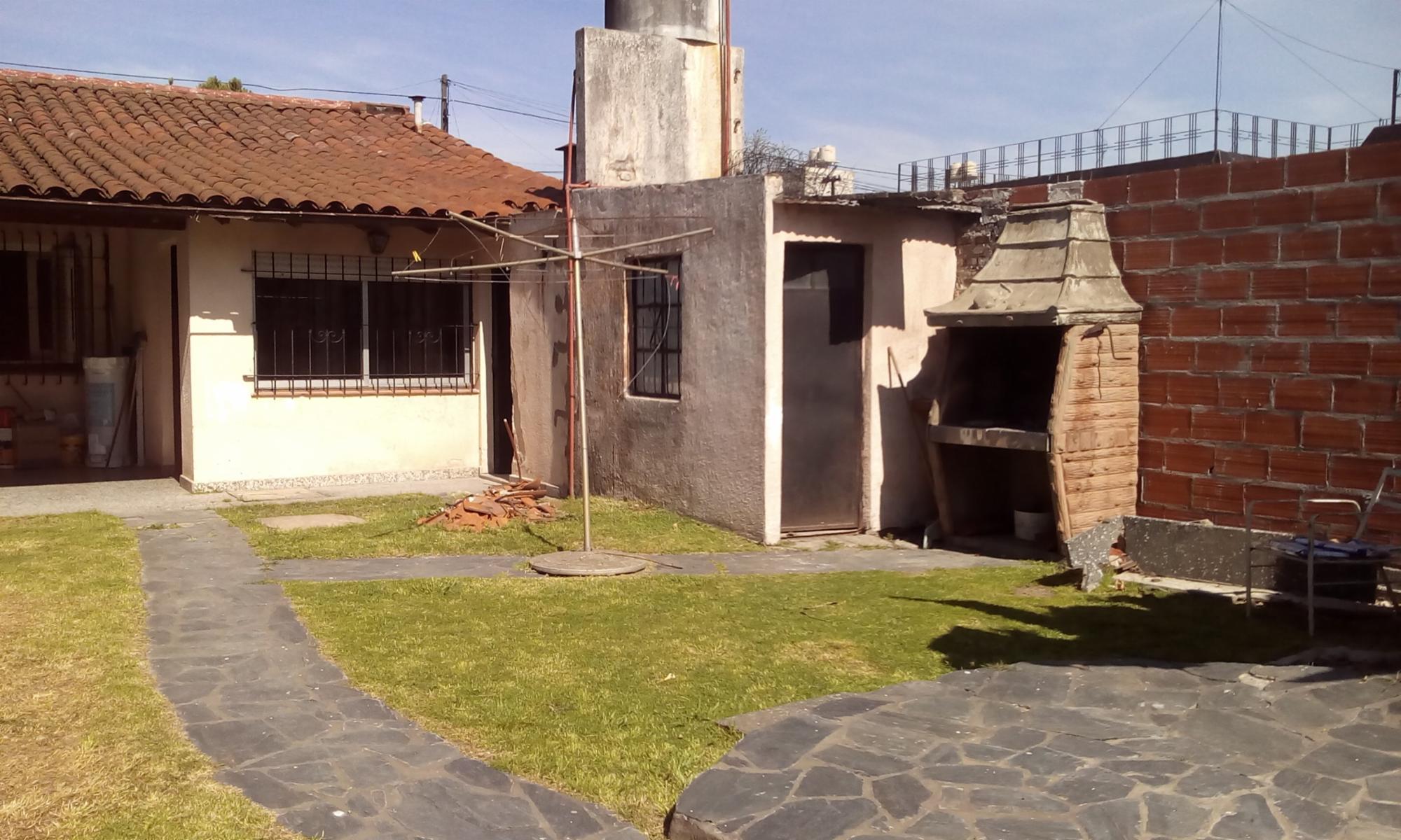 Buchardo 2600 · La Matanza — foto 5