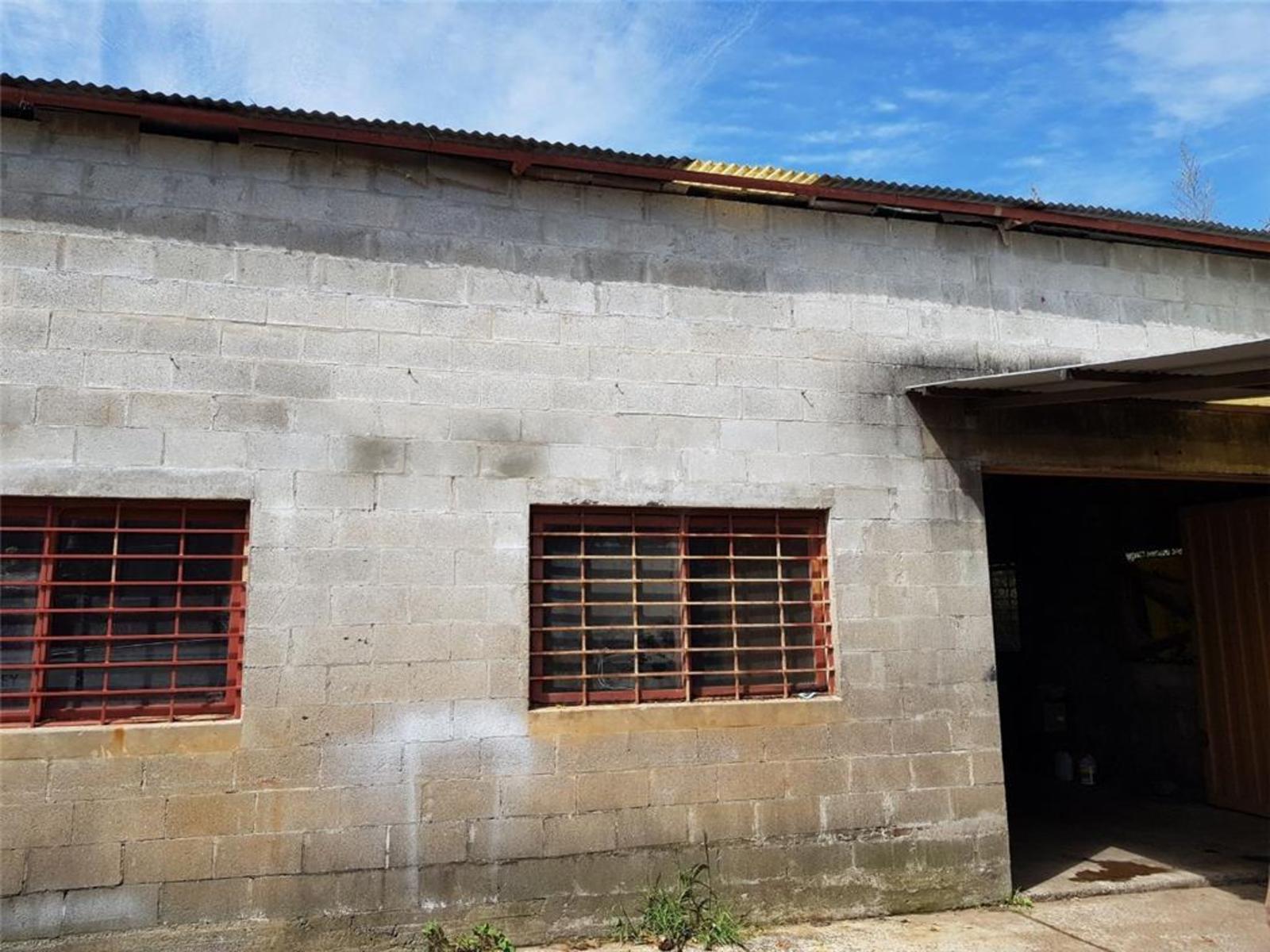 Jose M Estrada 300 · Moreno — foto 3