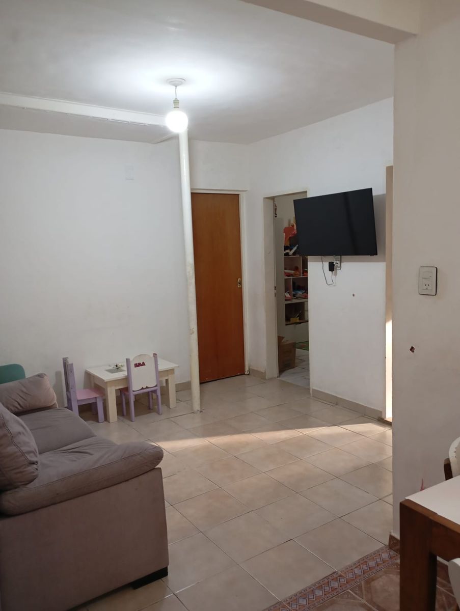 Sucre 716 · Merlo — foto 3
