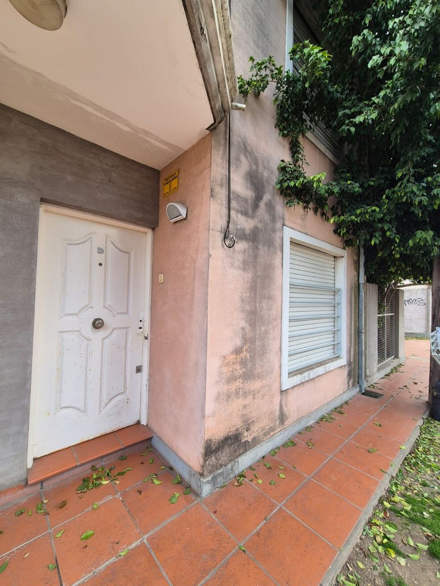 VENTA DUPLEX Intendente Demaestri 2354