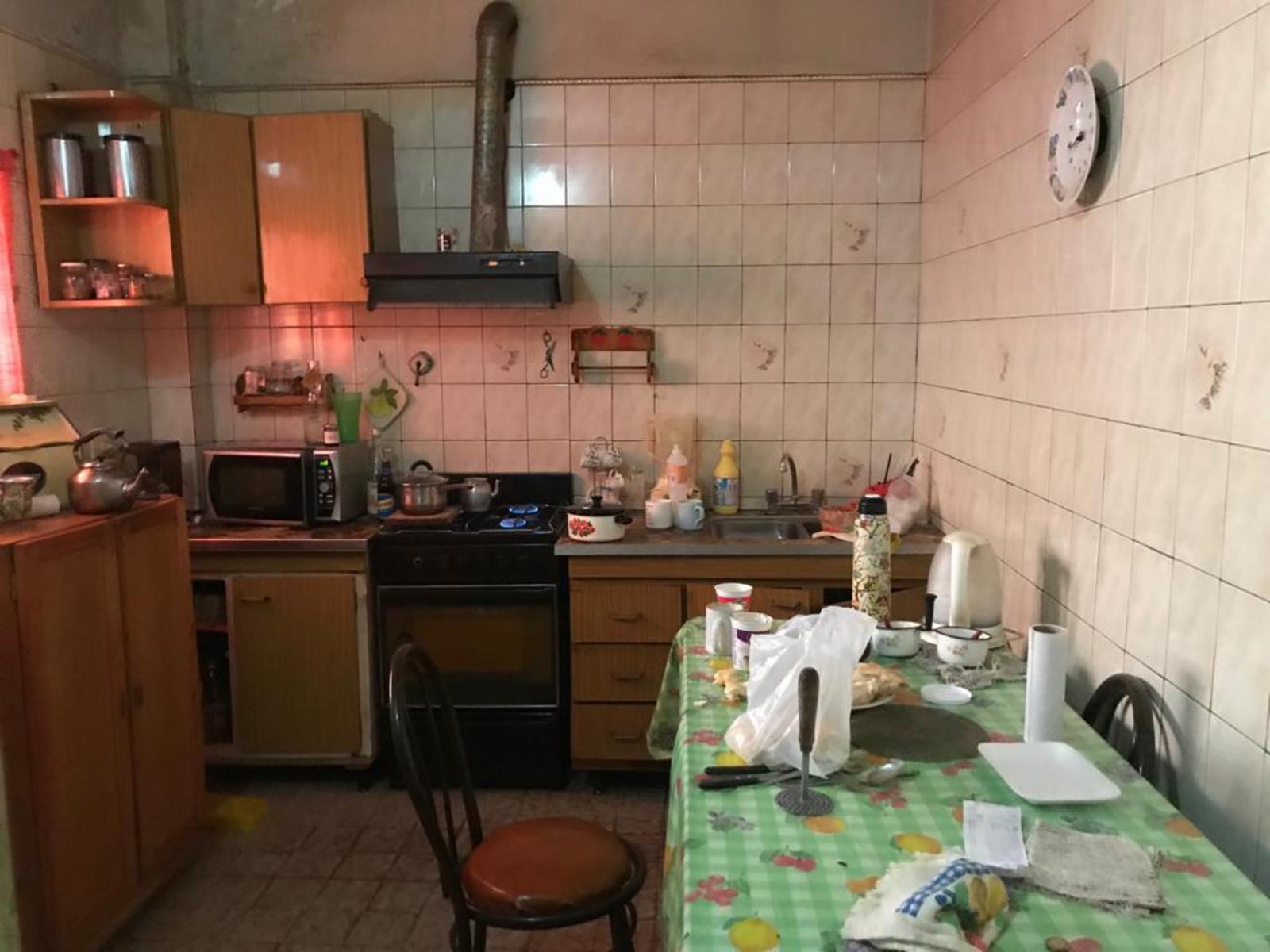 Lisandro de La Torre 1200 · Moreno — foto 6
