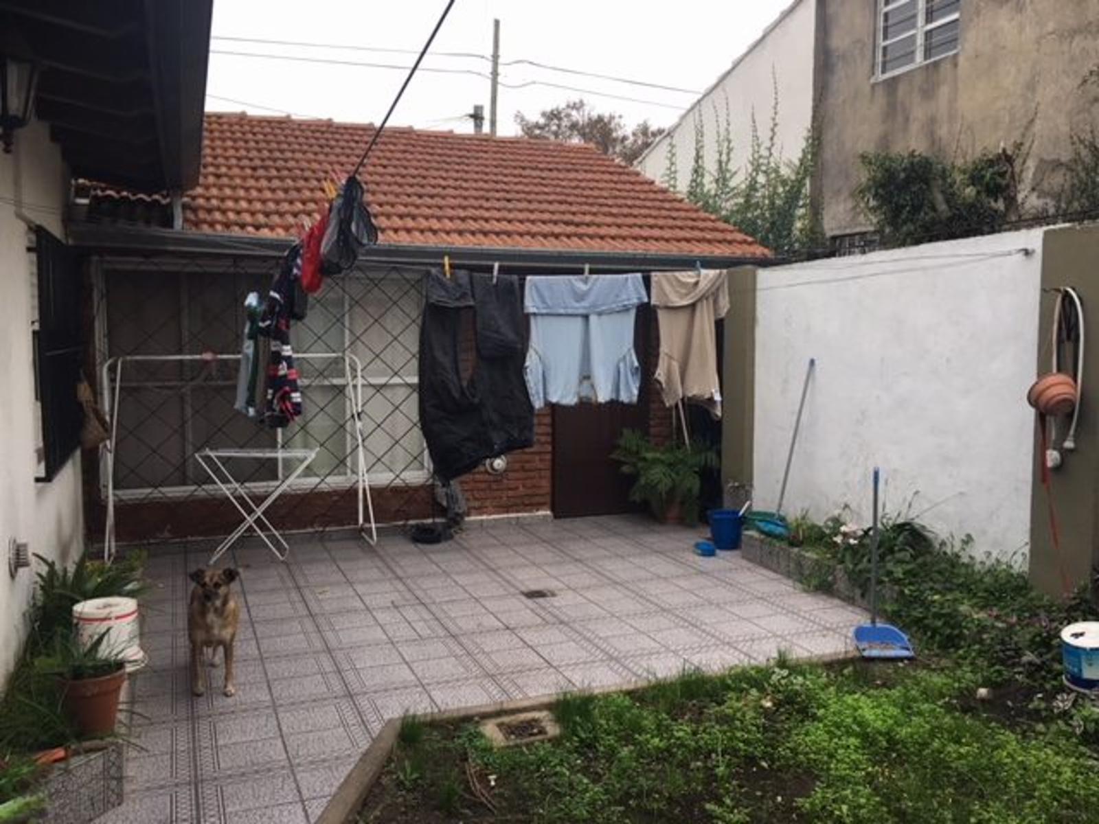 Lisandro de la torre 200 · Quilmes — foto 5