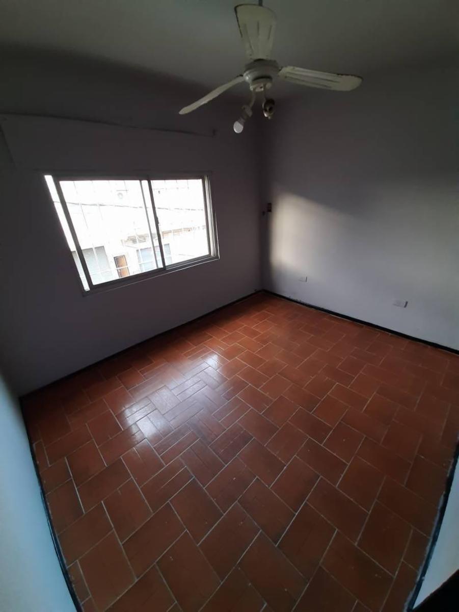 Helguera 306 · La Matanza — foto 11