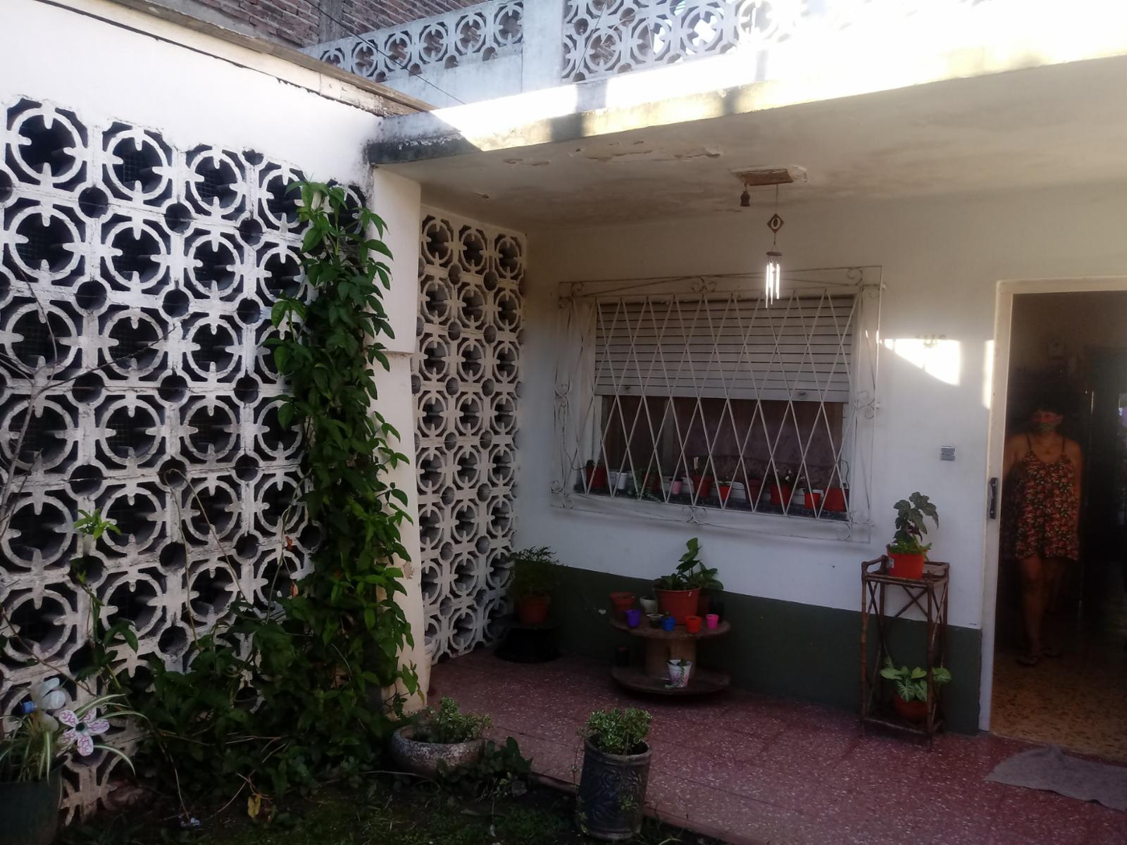 Sourignes 1446 · Morón — foto 3