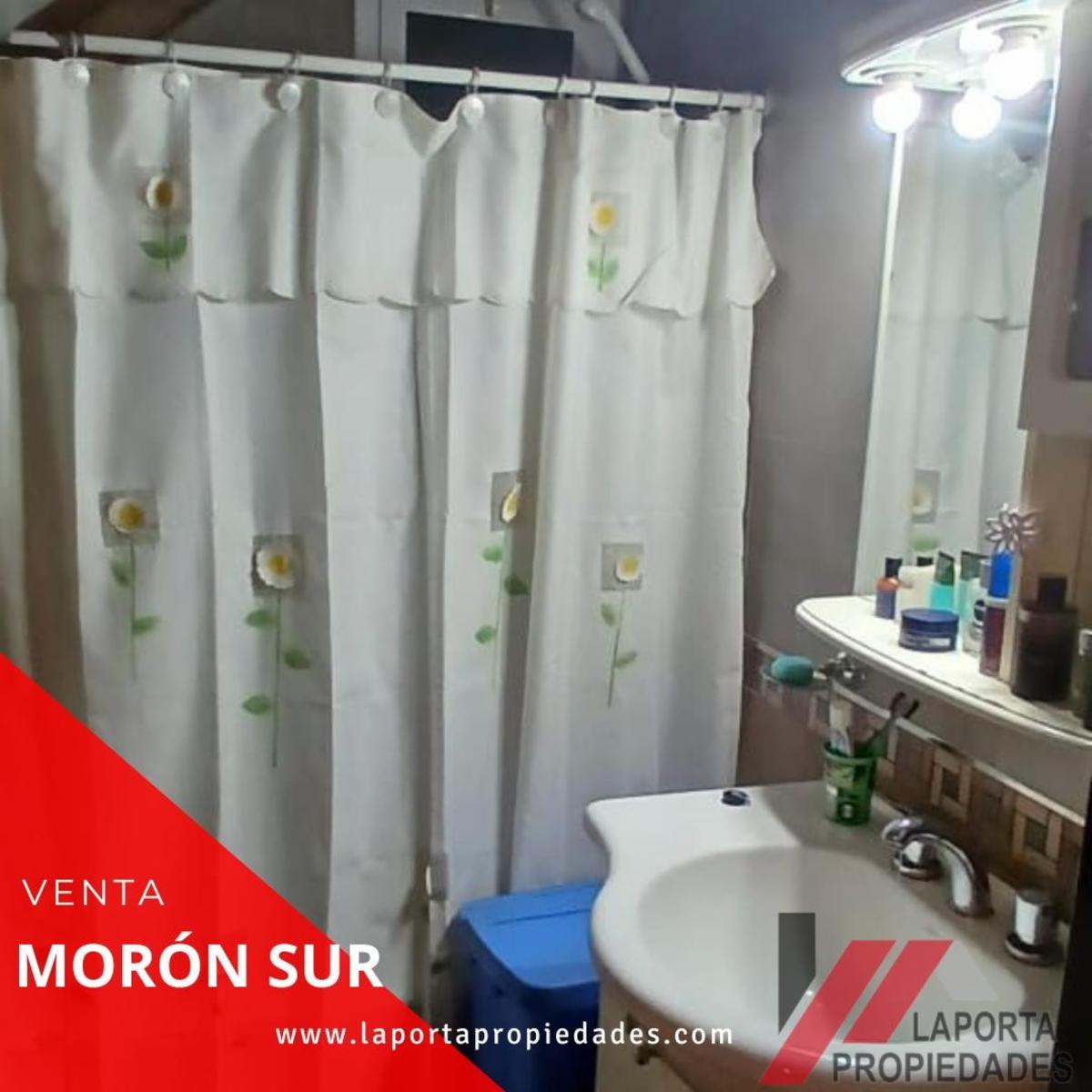 Carlos Calvo 2124 · Morón — foto 8