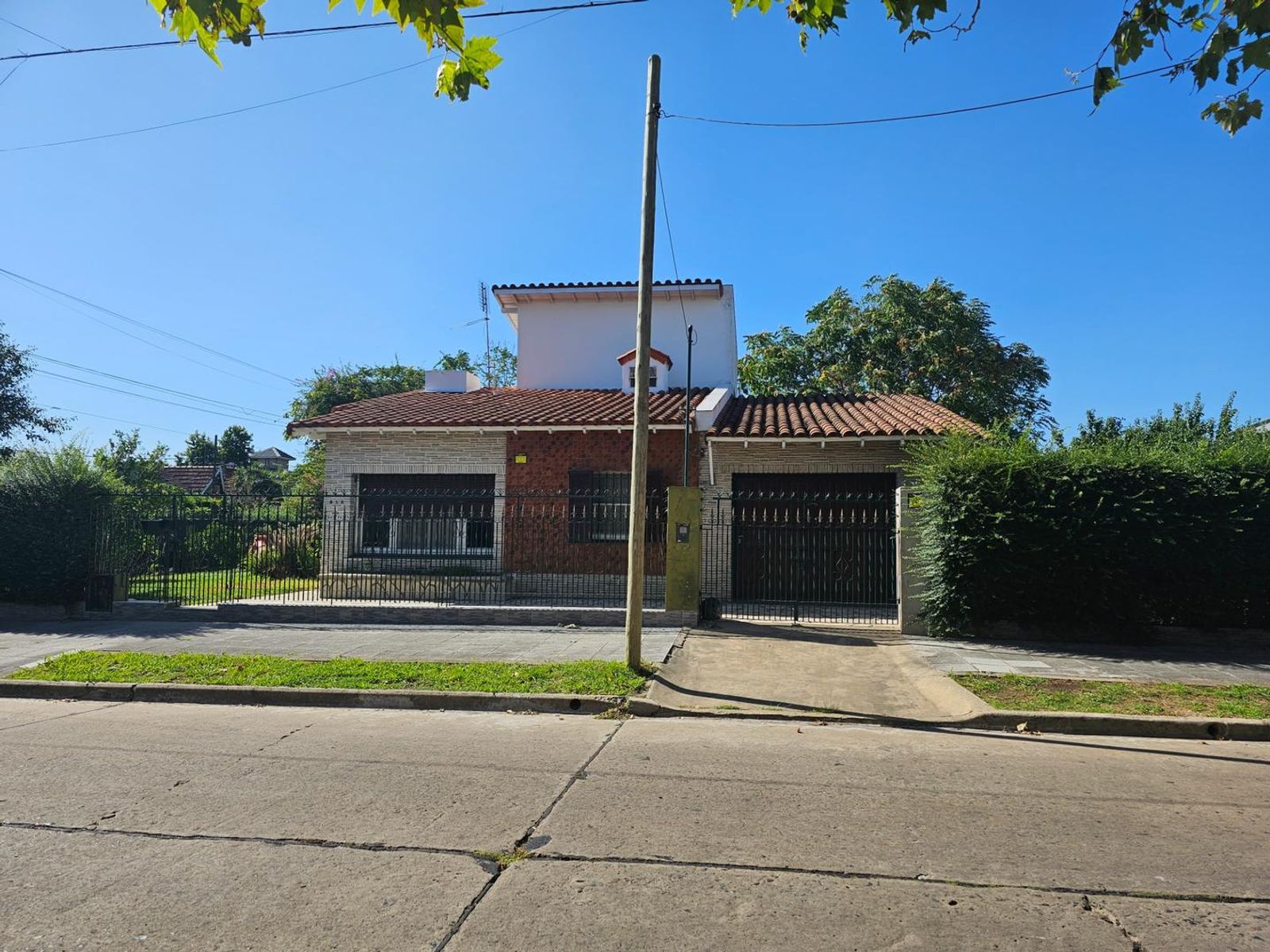 ANACLETO ROJAS 800 · Esteban Echeverría — foto 3