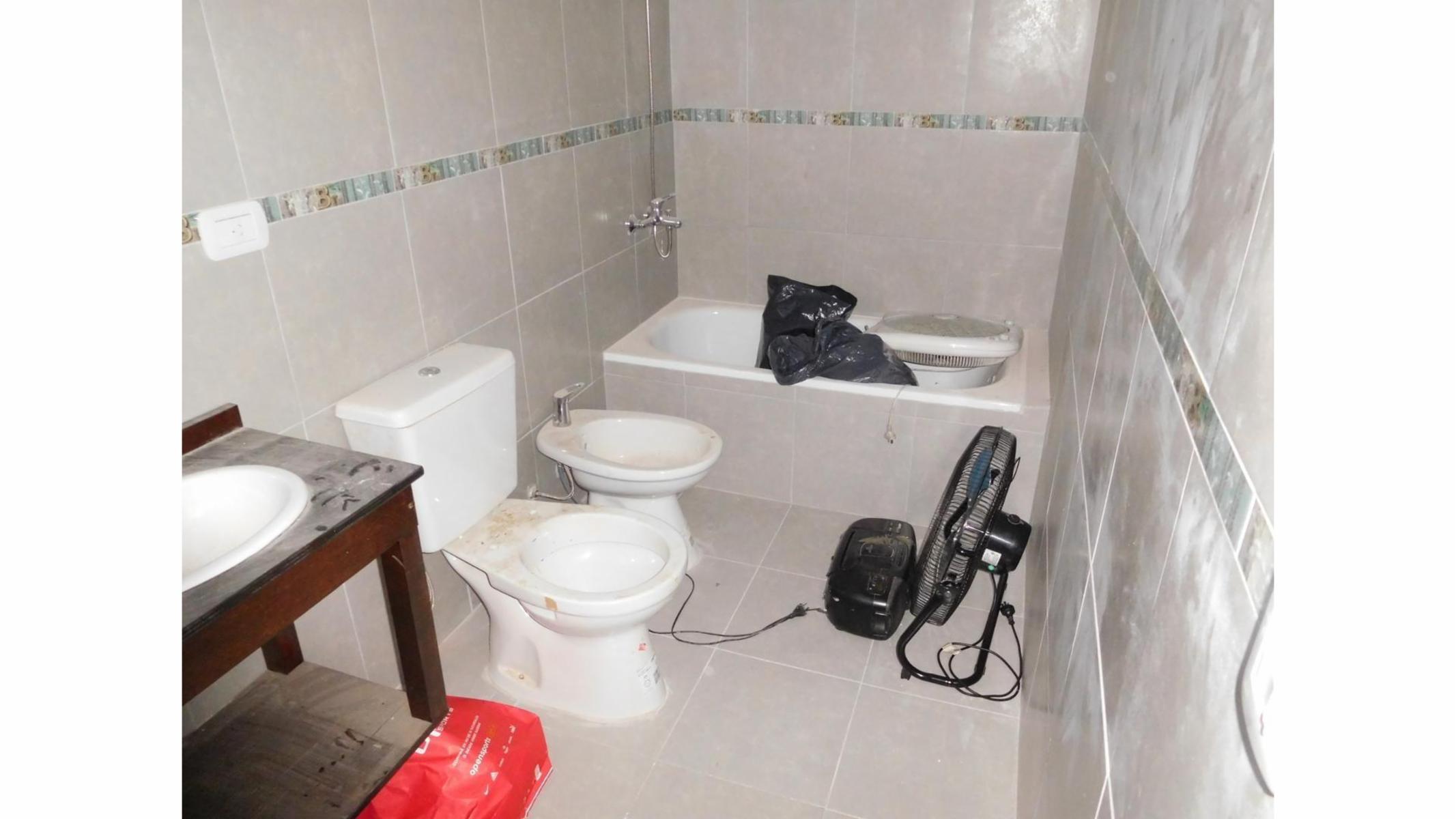 Barbosa 300 · Morón — foto 3