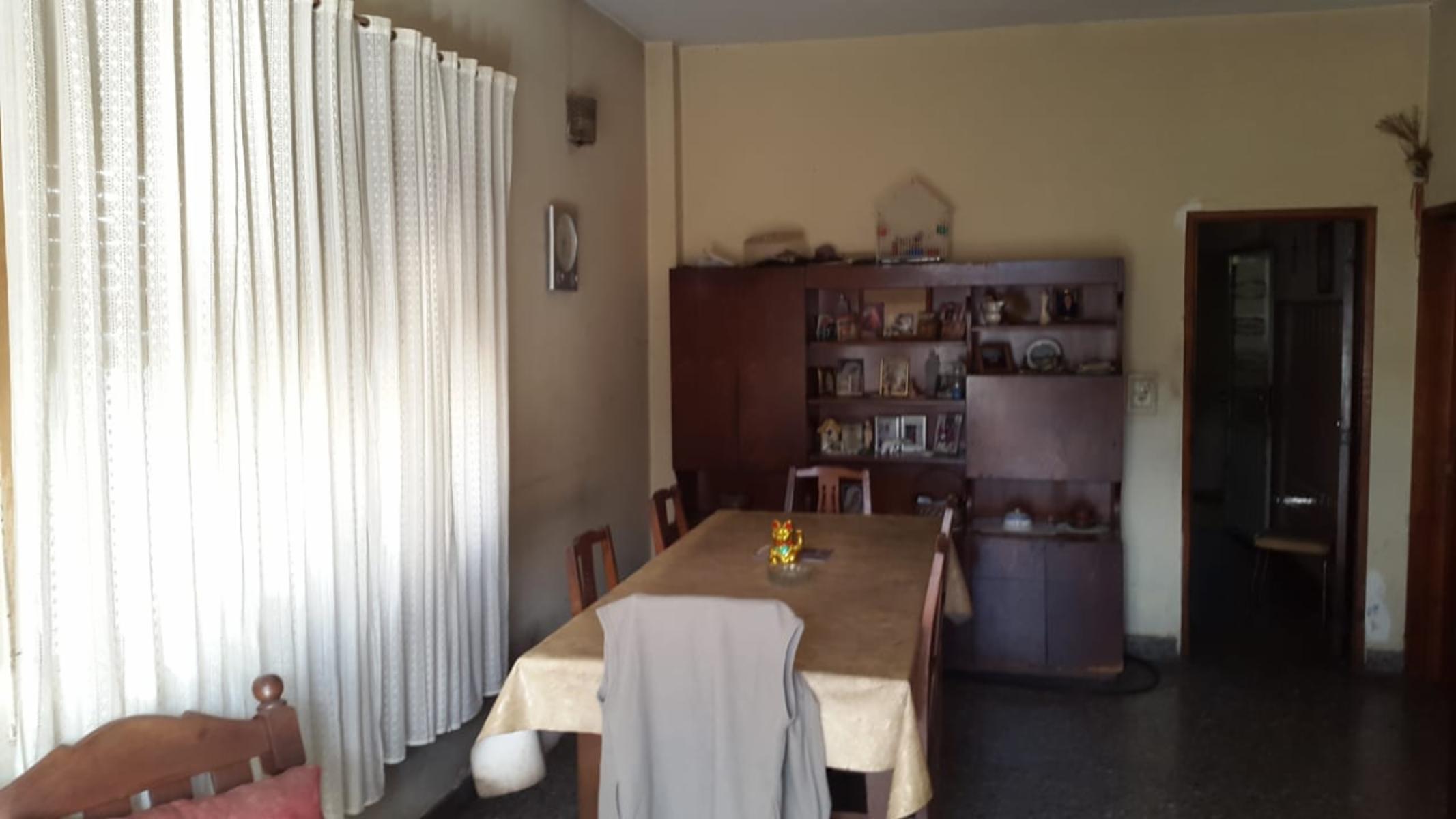 Avellaneda al 2300 · Morón — foto 27