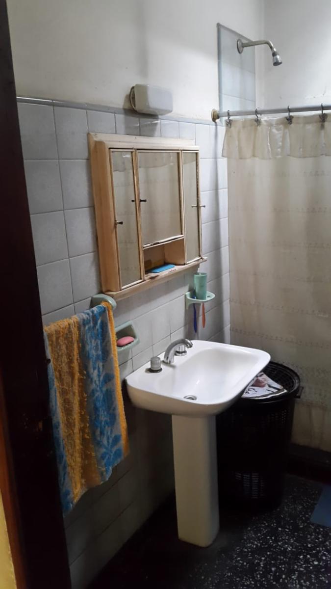 Avellaneda al 2300 · Morón — foto 28