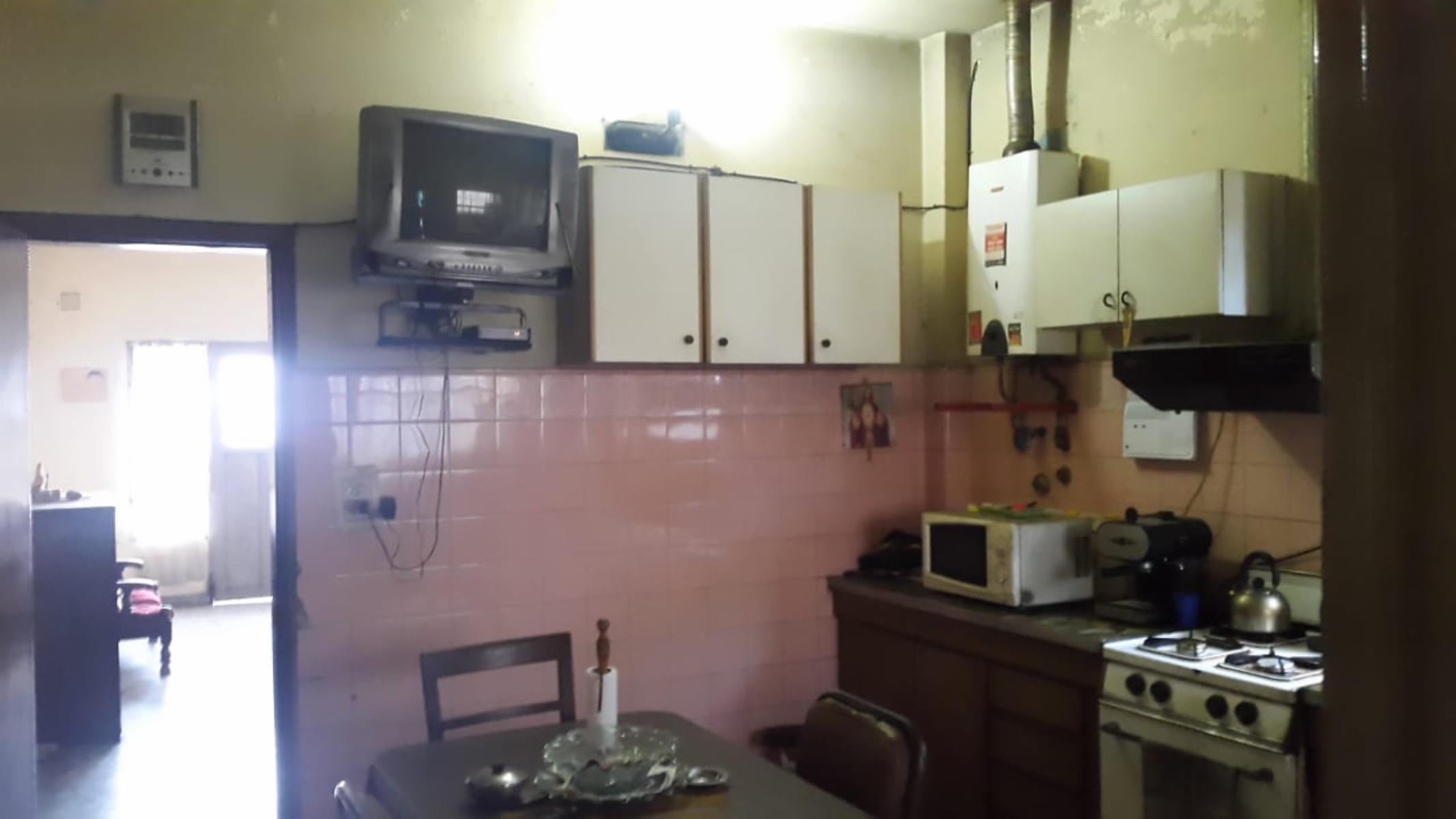 Avellaneda al 2300 · Morón — foto 37