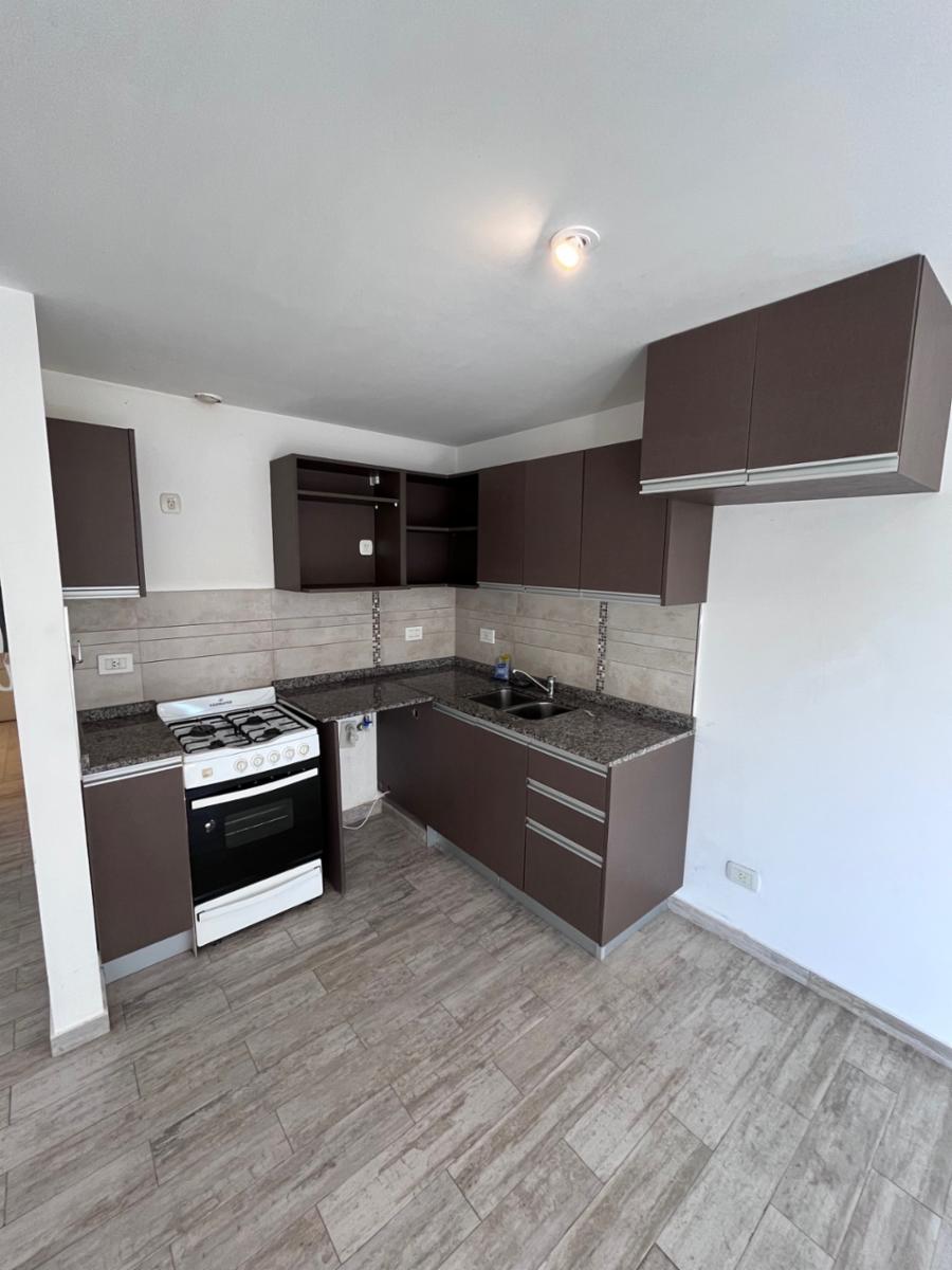 Larrea 638 , 2° · Lomas De Zamora — foto 6