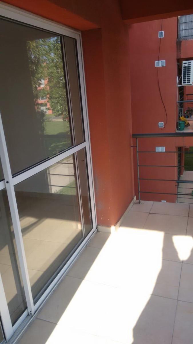 Pringles 878 · San Miguel — foto 7