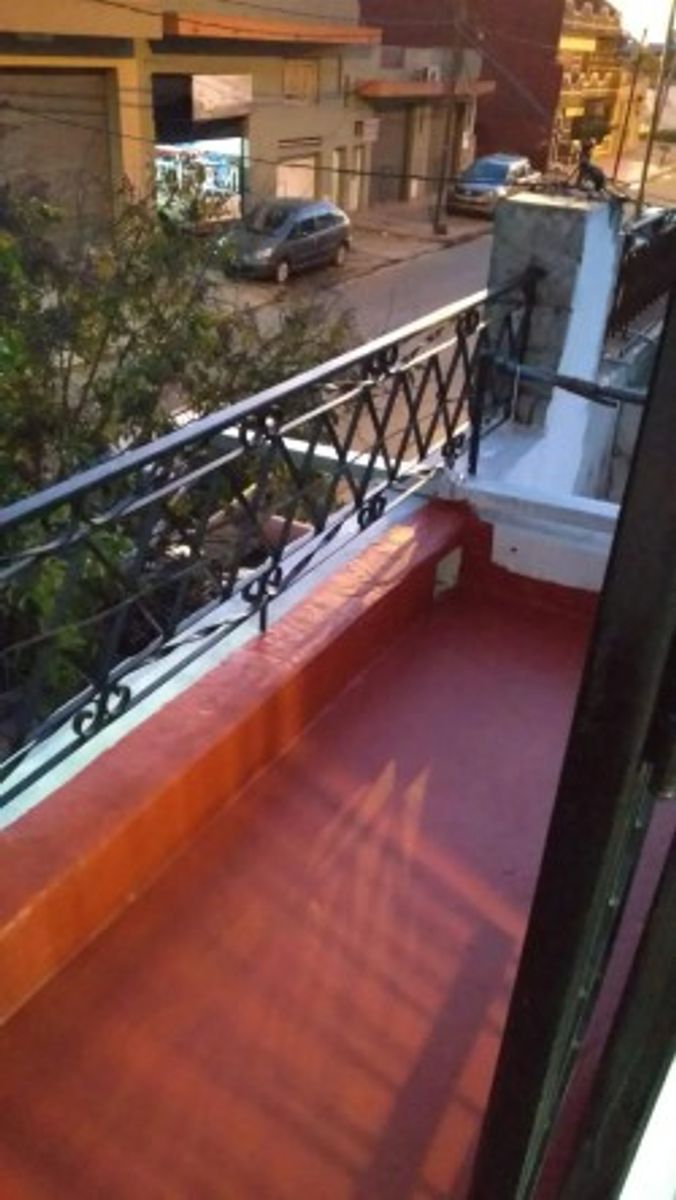 SARRATEA 3508 · La Matanza — foto 3