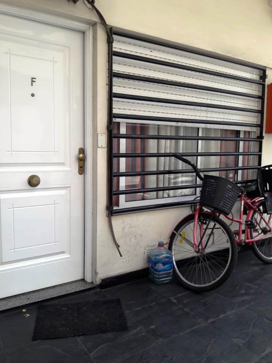 Departamento 2 ambientes en venta con patio en Haedo