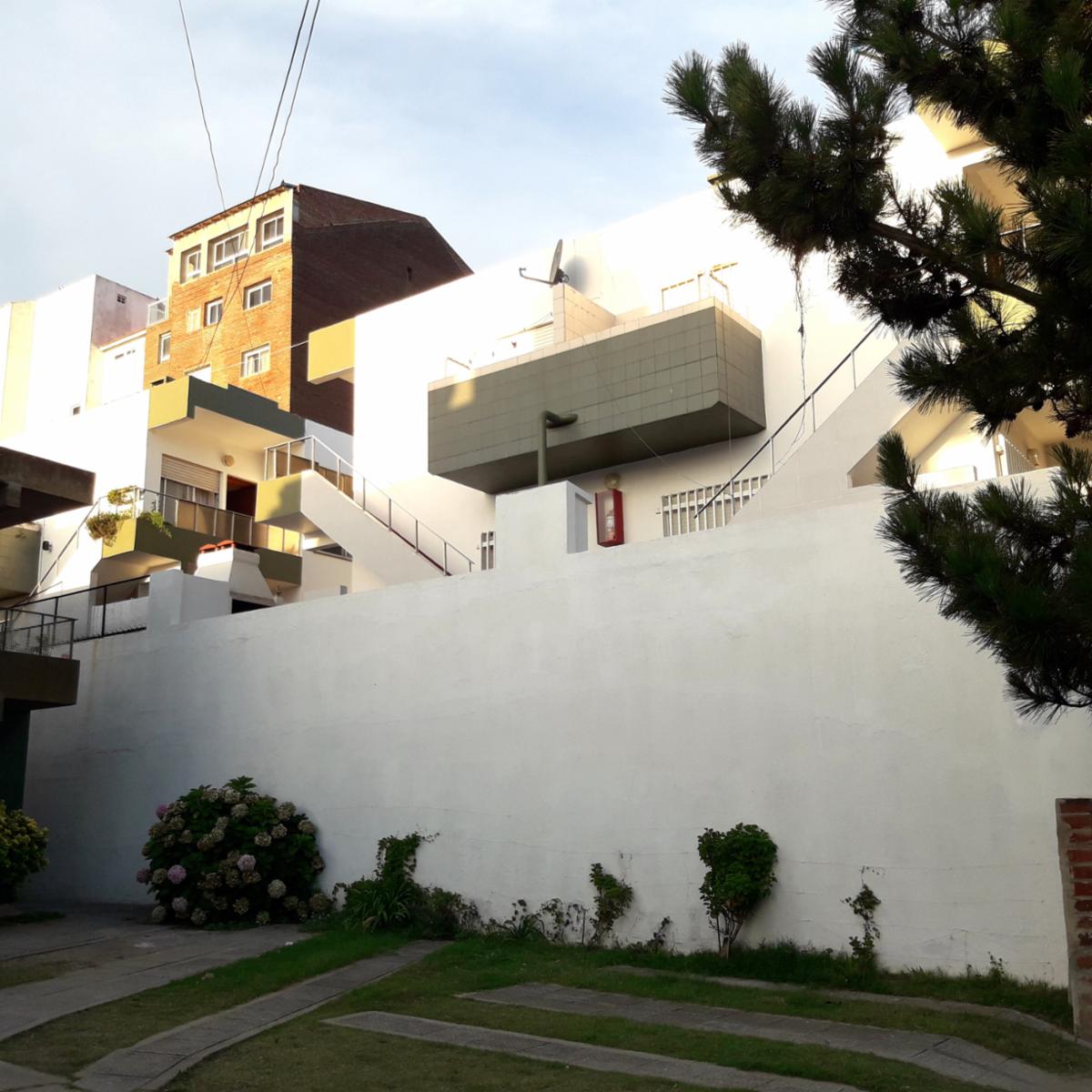 ALBERDI 100 · La Costa — foto 32