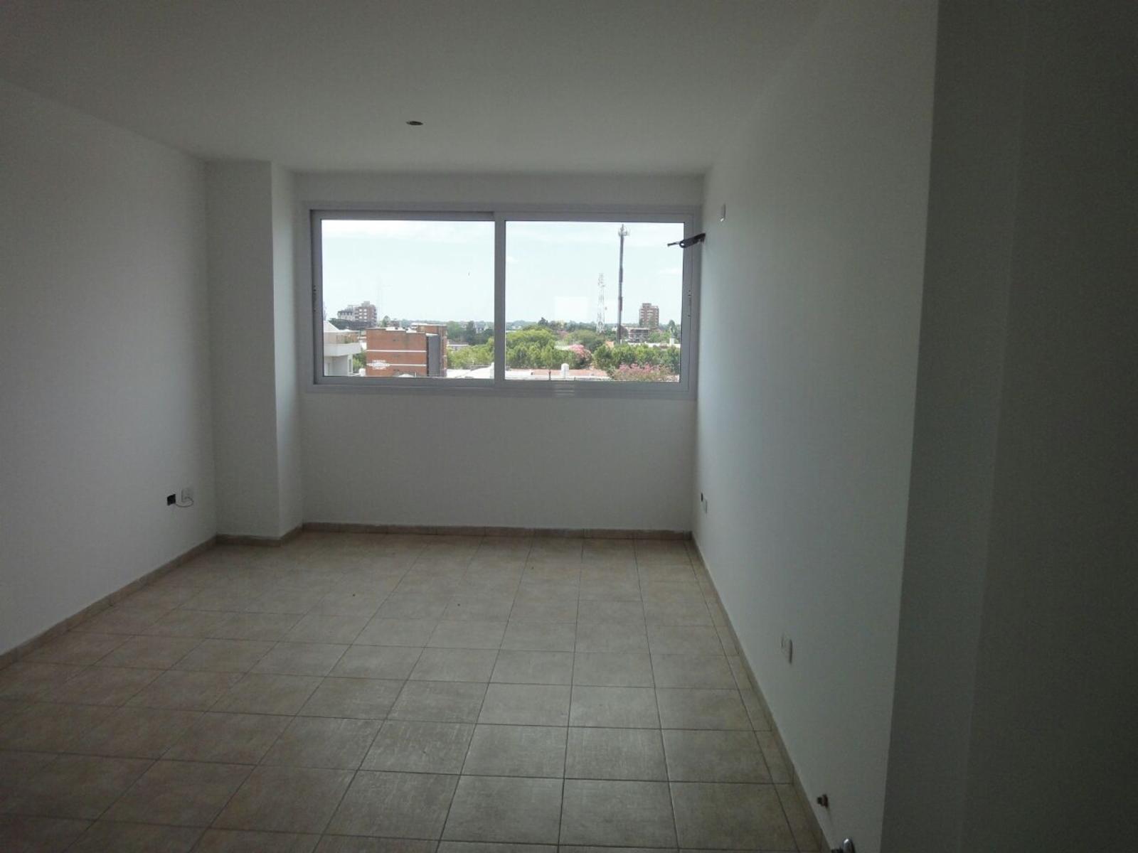 BERNARDO DE IRIGOYEN AL 600 · Escobar — foto 7