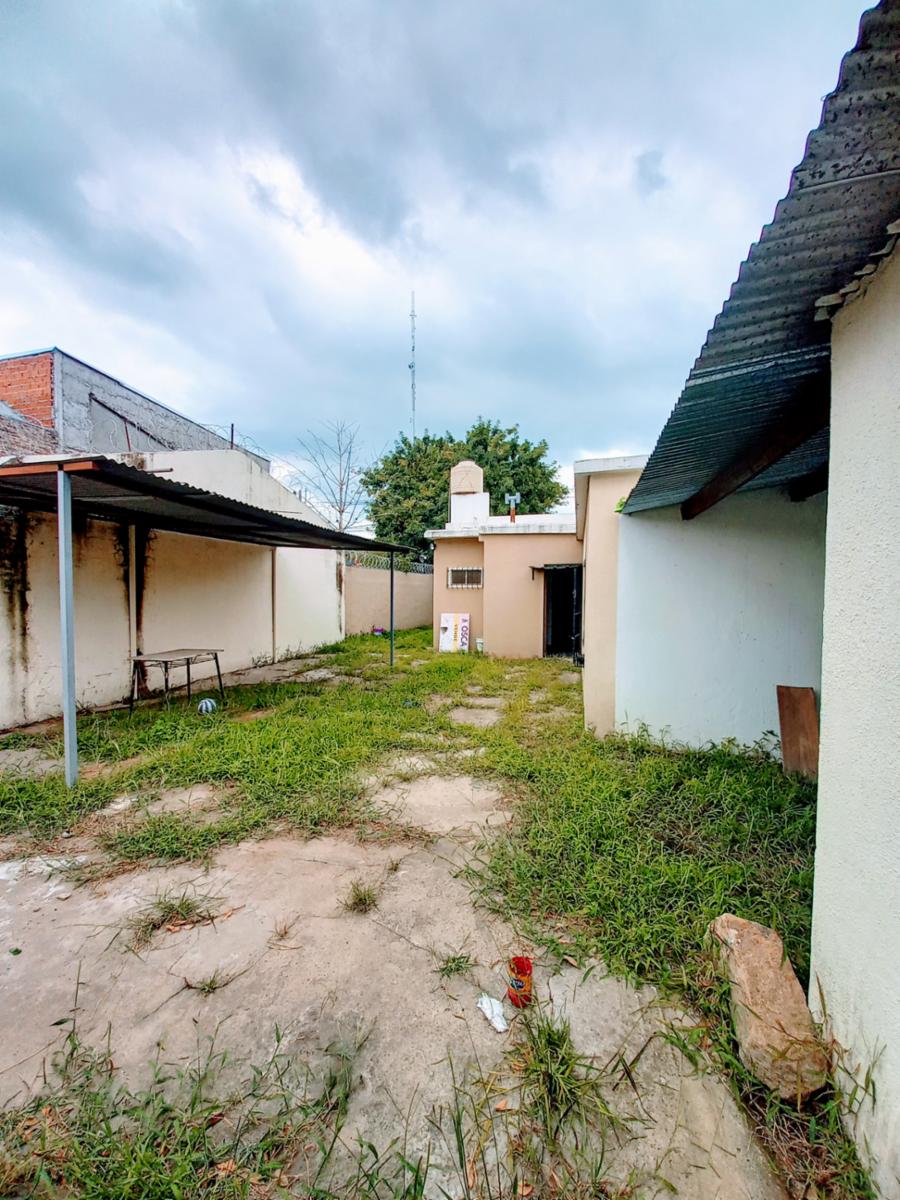 Boulevard Presidente Perón 1979 · Moreno — foto 9