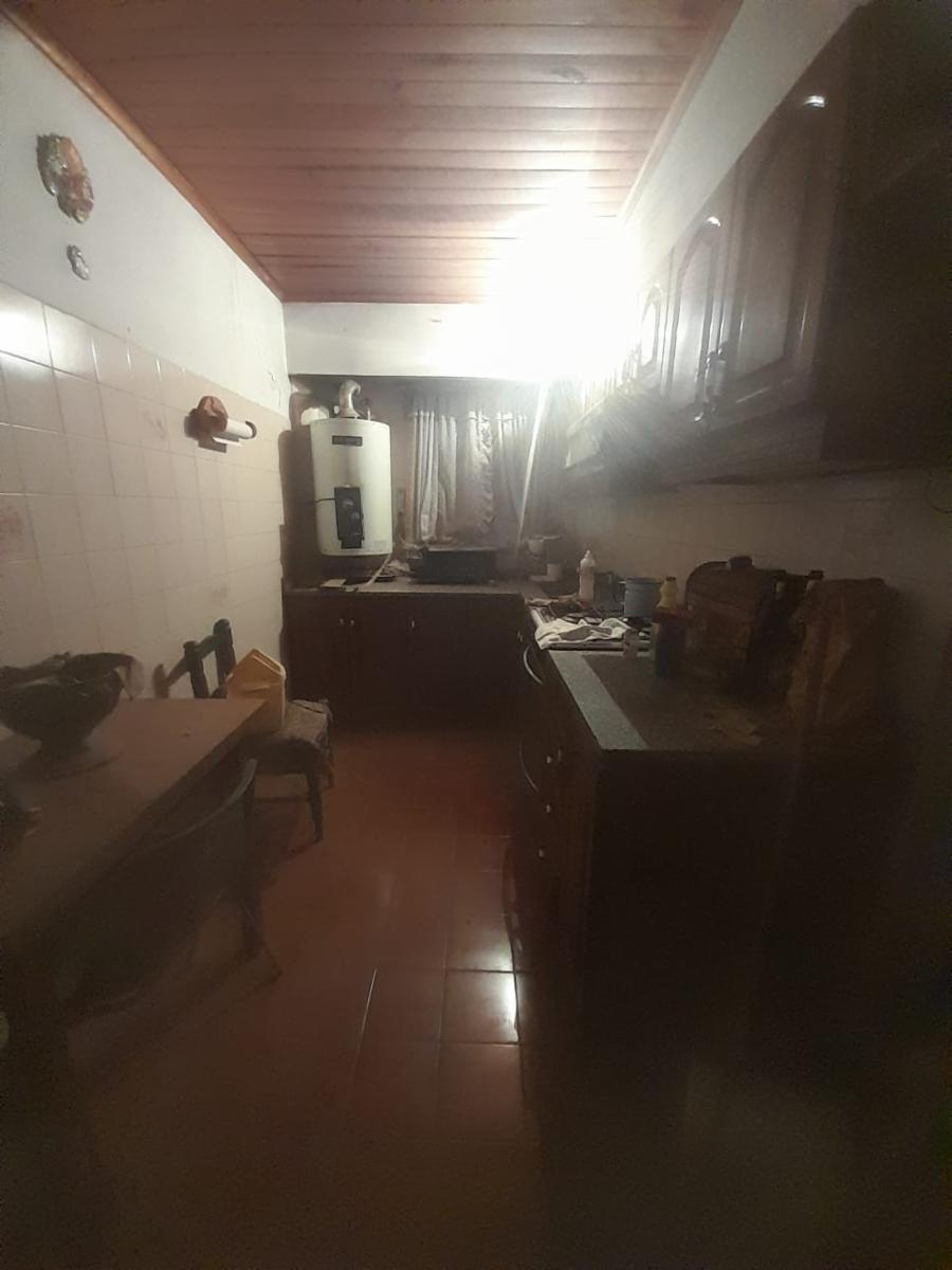 Padre Perna 1800 · Escobar — foto 15