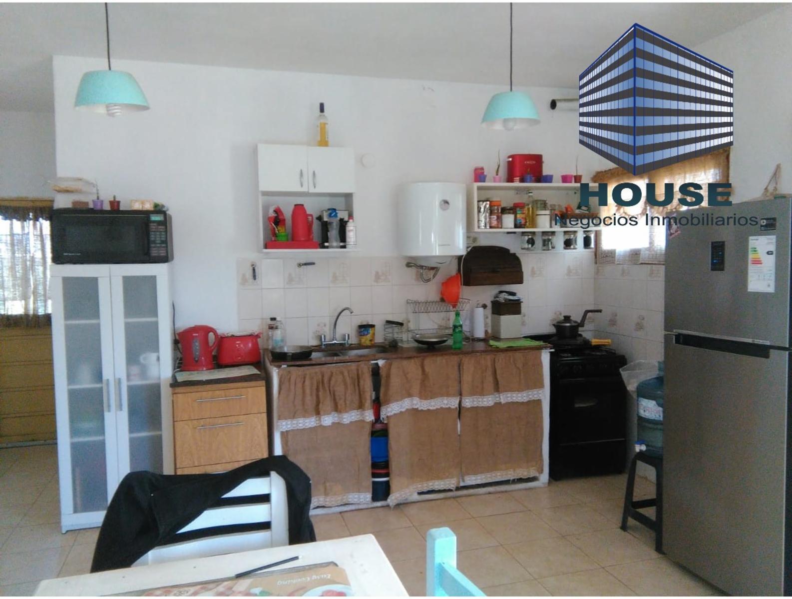 CALATHEA 4934 · Colón — foto 9