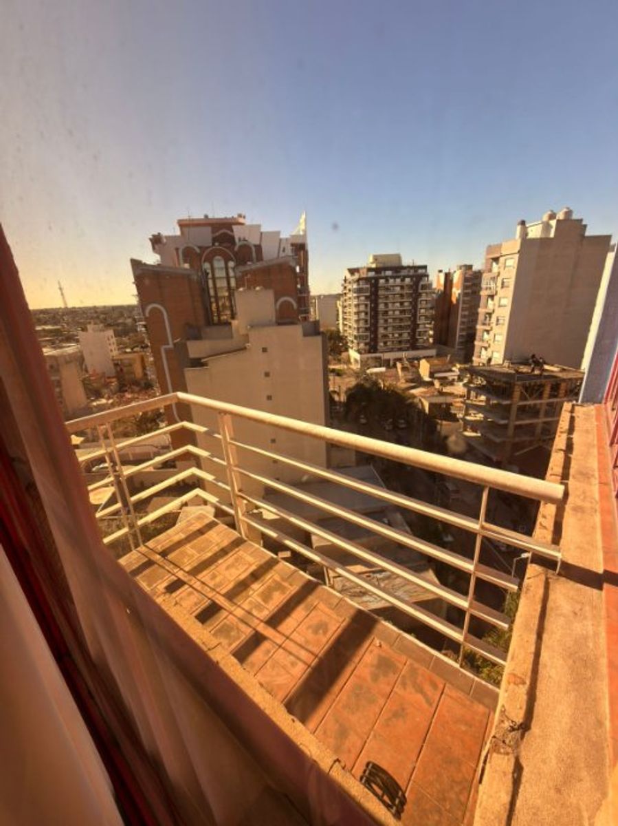 Crisologo Larralde 1110 10 · Morón — foto 4
