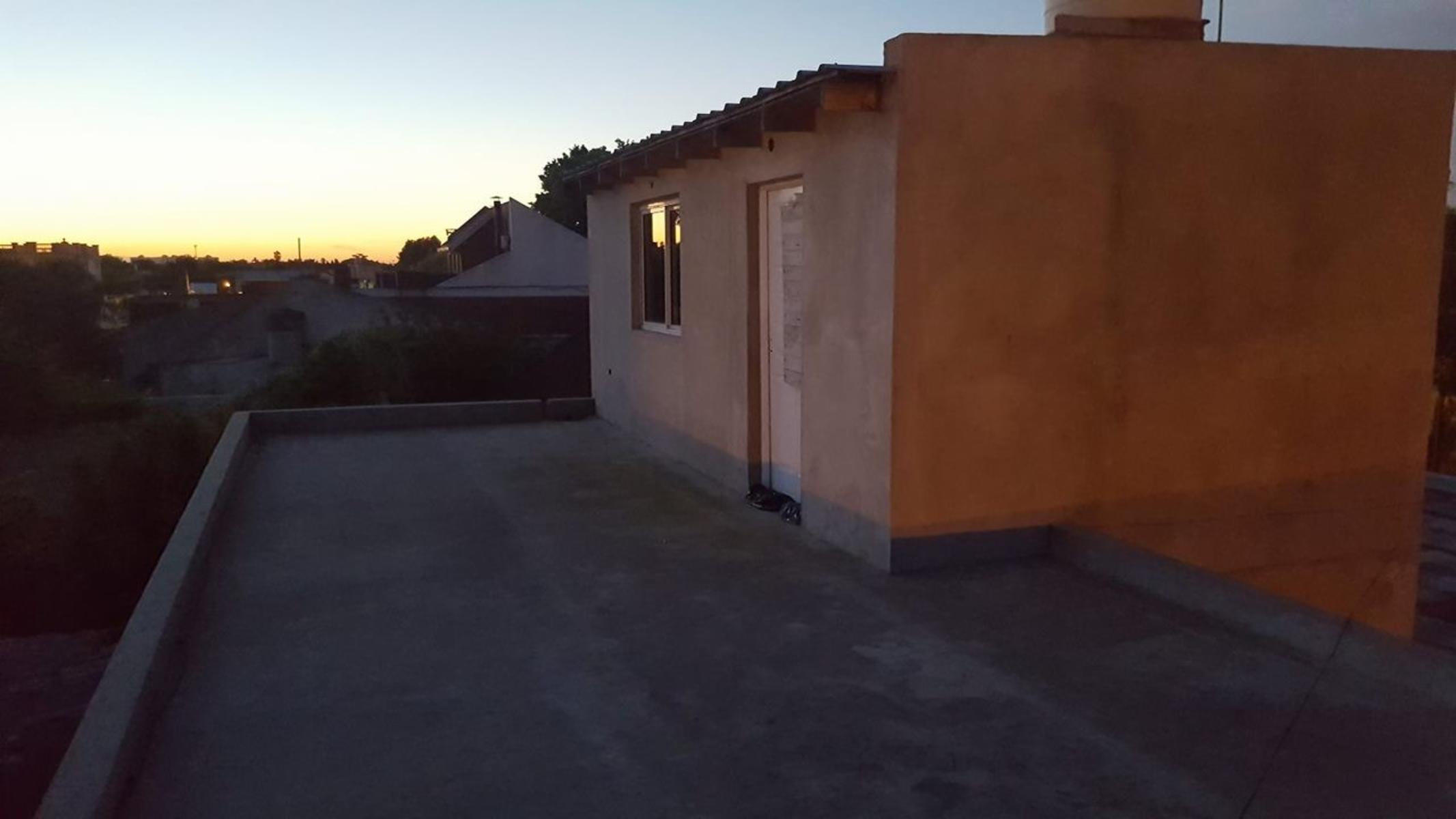 Carlos Croce 1776 · Lomas De Zamora — foto 16