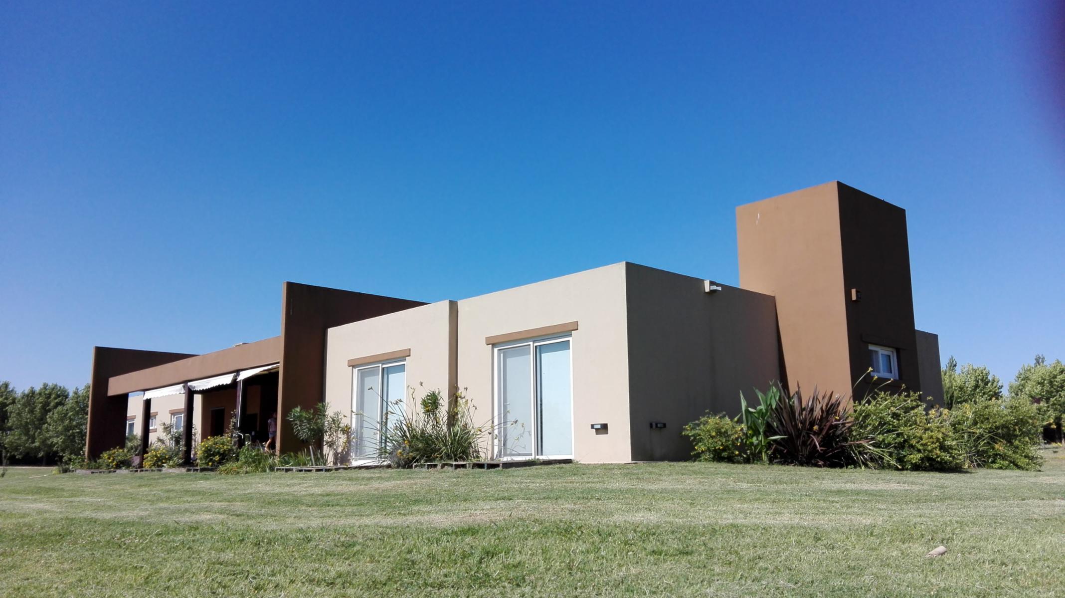 Casa 5 Amb. En Venta Sobre Una Hectárea, Club de Campo La Ranita - Pilar