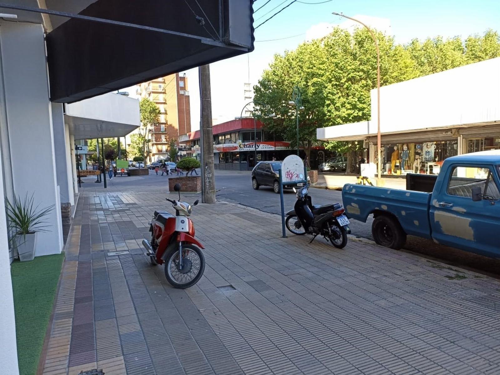Calle 18 · General Alvarado — foto 15