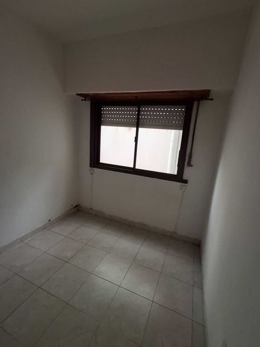 DARRAGUEIRA 200 · Lomas De Zamora — foto 6