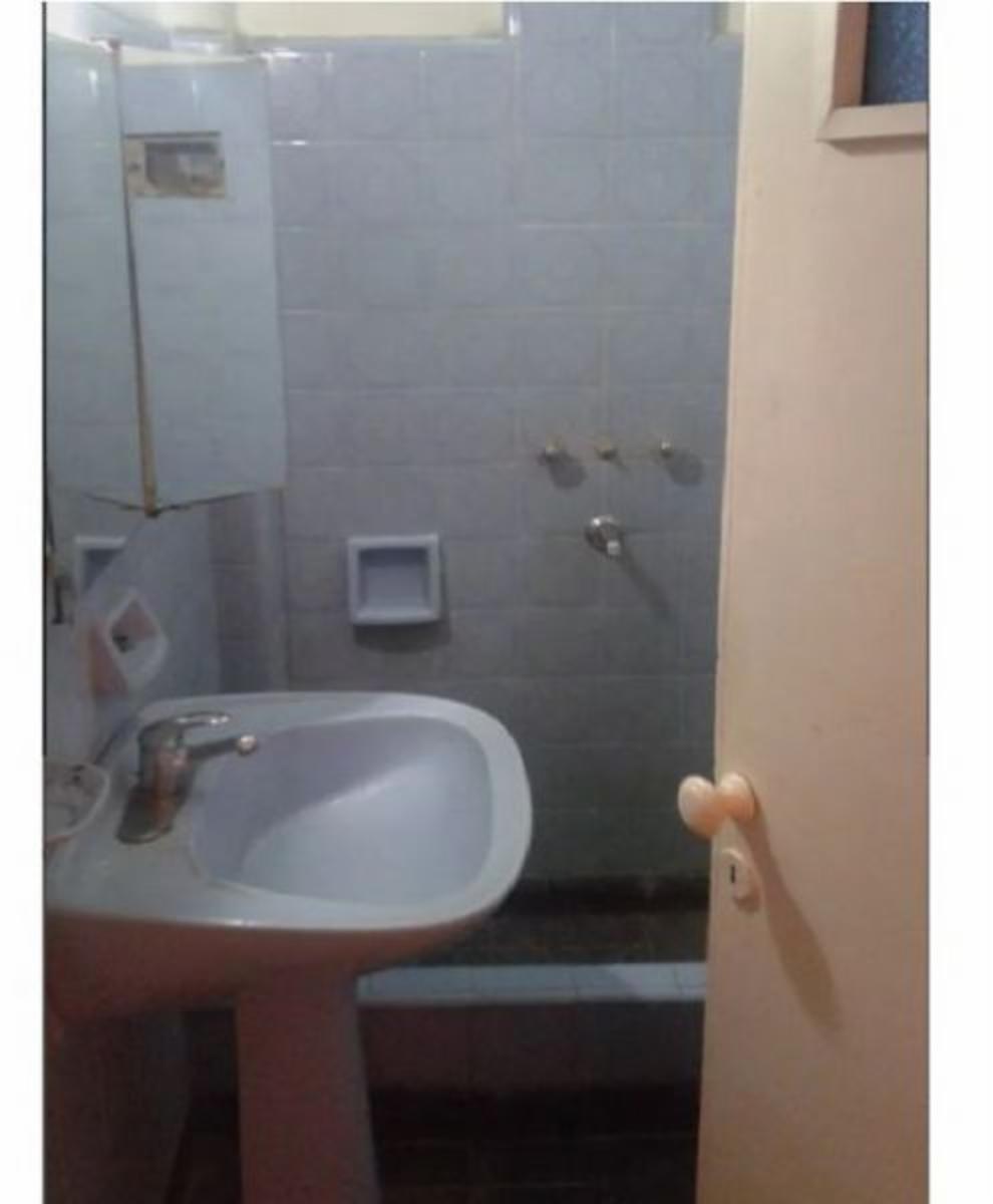 Amenedo 3300 · Almirante Brown — foto 6