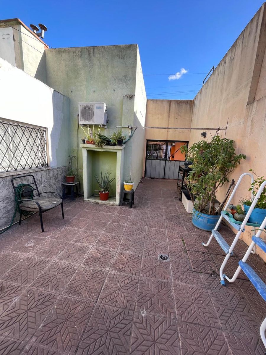 JOSE C PAZ 538 · La Matanza — foto 20