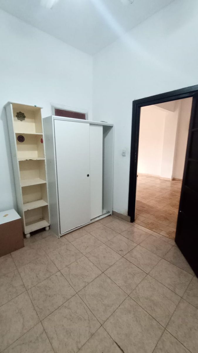 Ntra. Sra. de La Merced al 5200 · Tres De Febrero — foto 12